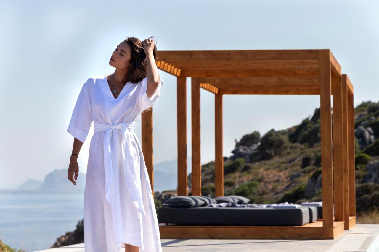 Pristine Seaview Villa , With 5-Star Resort Access ファリラキ エクステリア 写真
