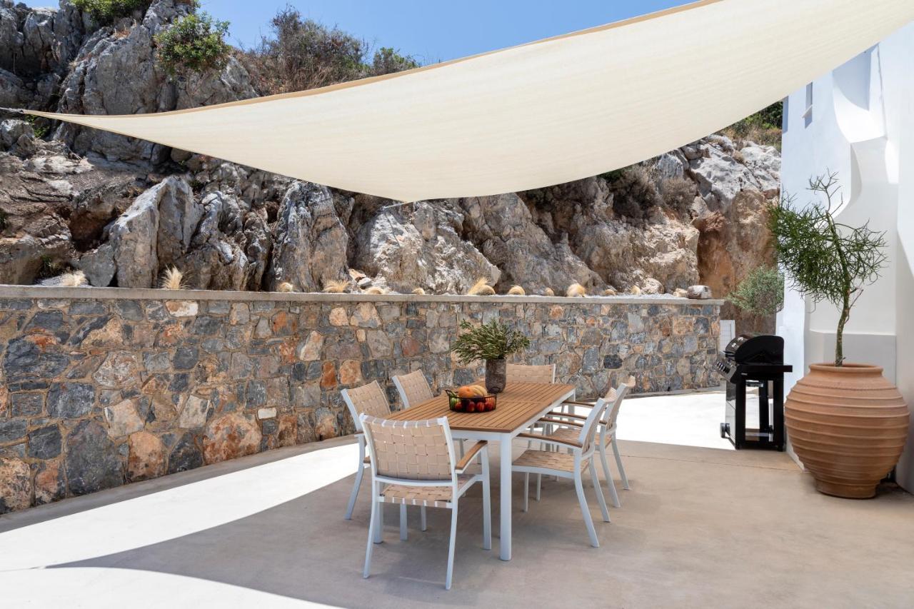 Pristine Seaview Villa , With 5-Star Resort Access ファリラキ エクステリア 写真