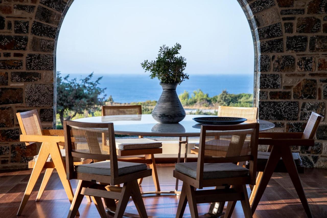 Pristine Seaview Villa , With 5-Star Resort Access ファリラキ エクステリア 写真