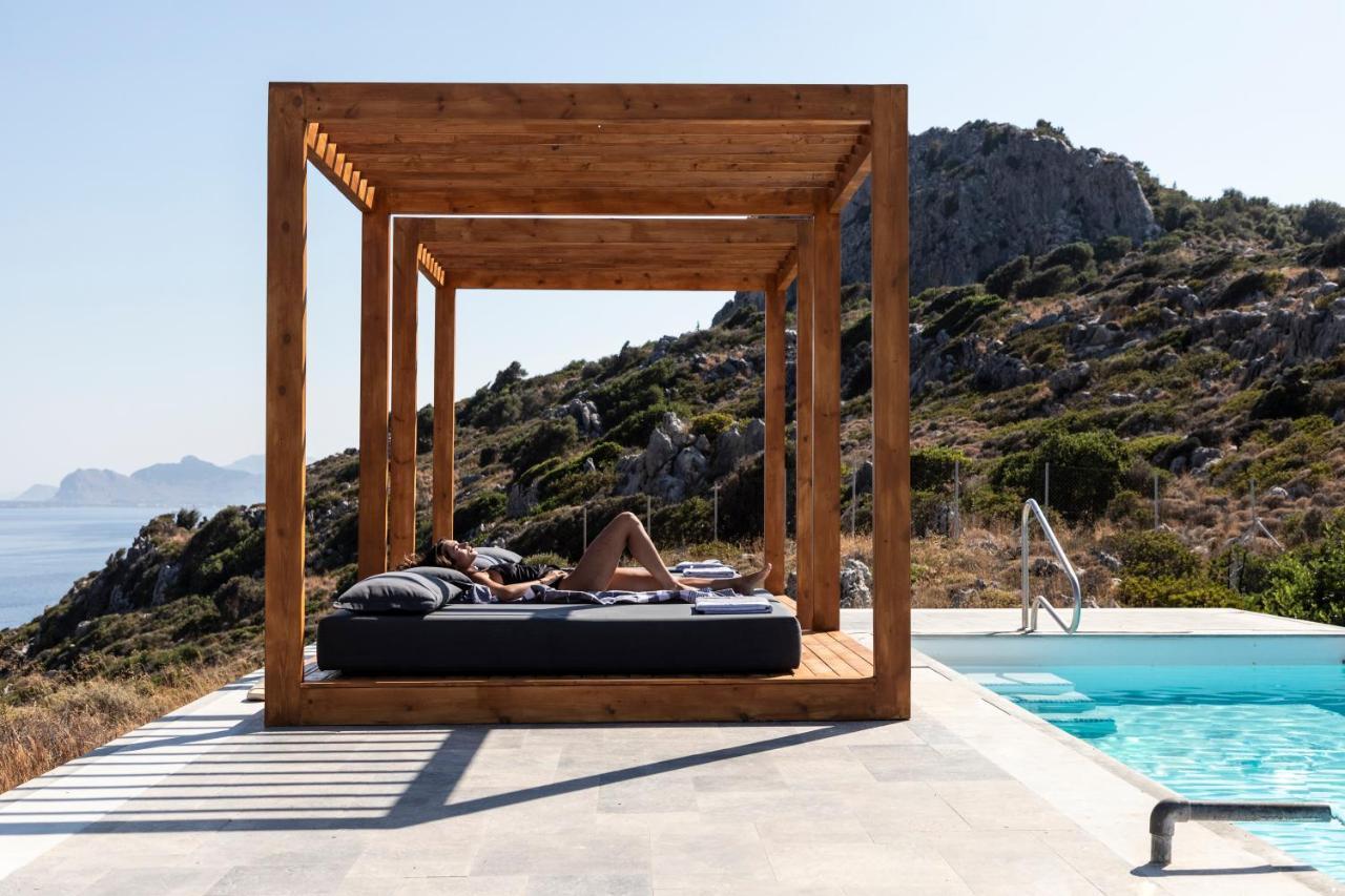 Pristine Seaview Villa , With 5-Star Resort Access ファリラキ エクステリア 写真