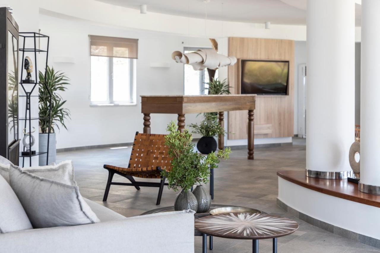 Pristine Seaview Villa , With 5-Star Resort Access ファリラキ エクステリア 写真